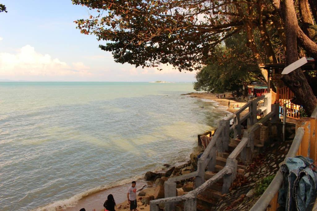 New Seaview Cozy Modern Beach House Tanjung Bungah  Exterior photo