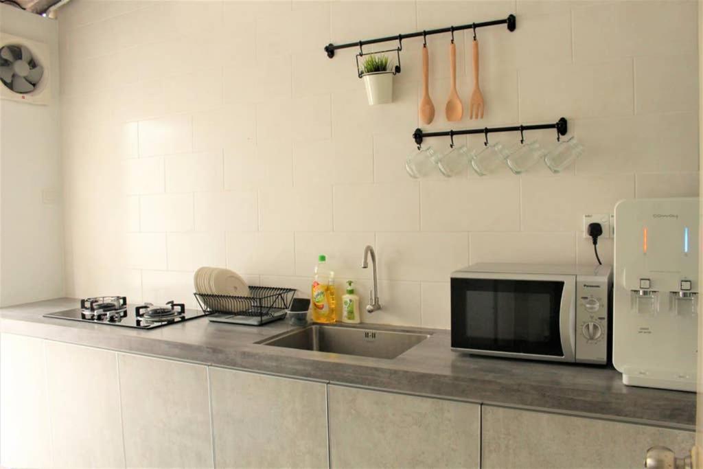 New Seaview Cozy Modern Beach House Tanjung Bungah  Exterior photo